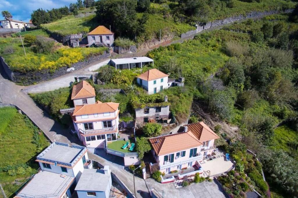 Raposeira de São João, the feeling of peace, space&quiet, Whole villa is yours Fajã da Ovelha Exterior foto